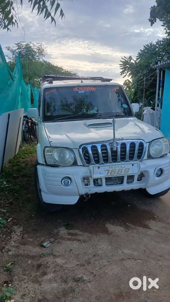 Mahindra Scorpio Classic 2006 Diesel 100000 Km Driven