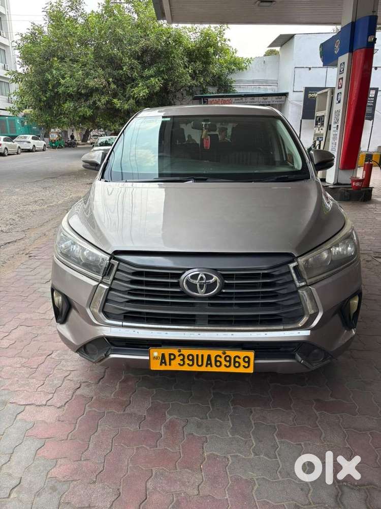 Toyota Innova Crysta 2018 Diesel Well Maintained
