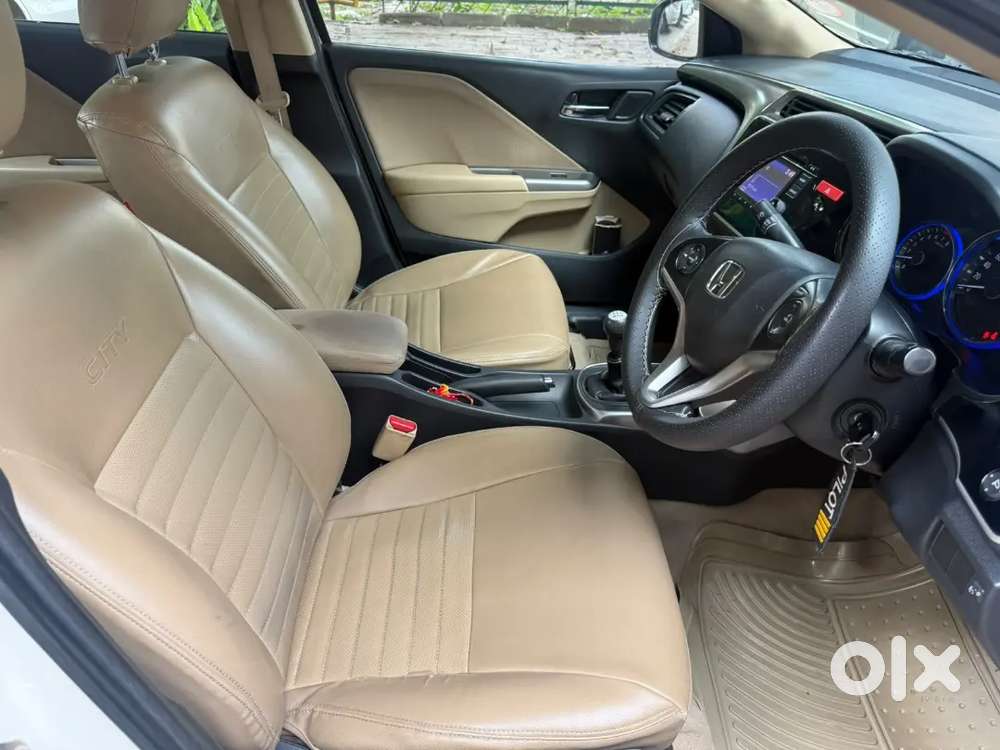 Honda City 1.5 V Petrol 2015