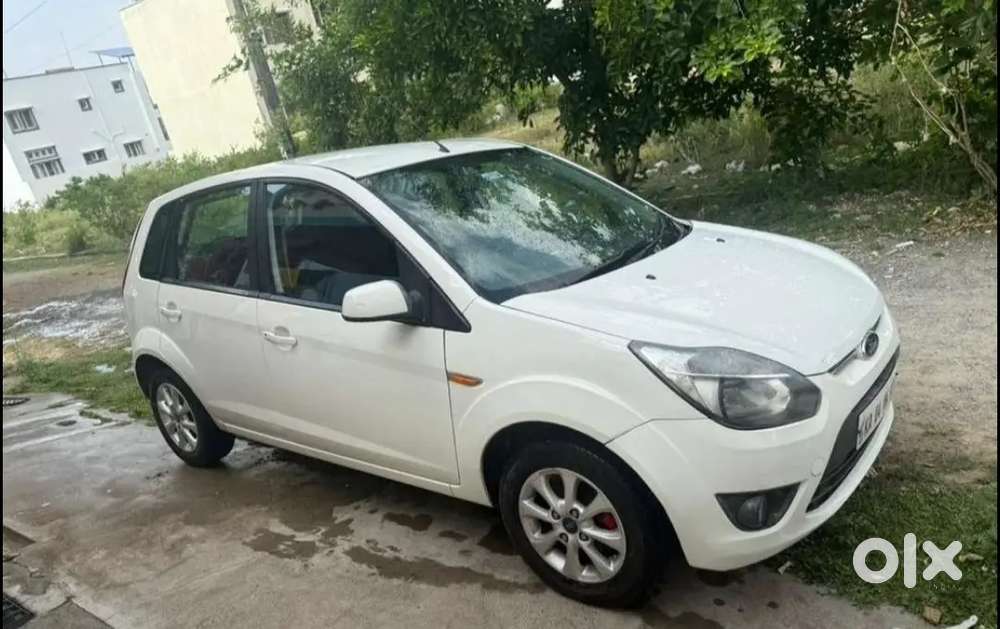 Ford Figo Petrol 2012