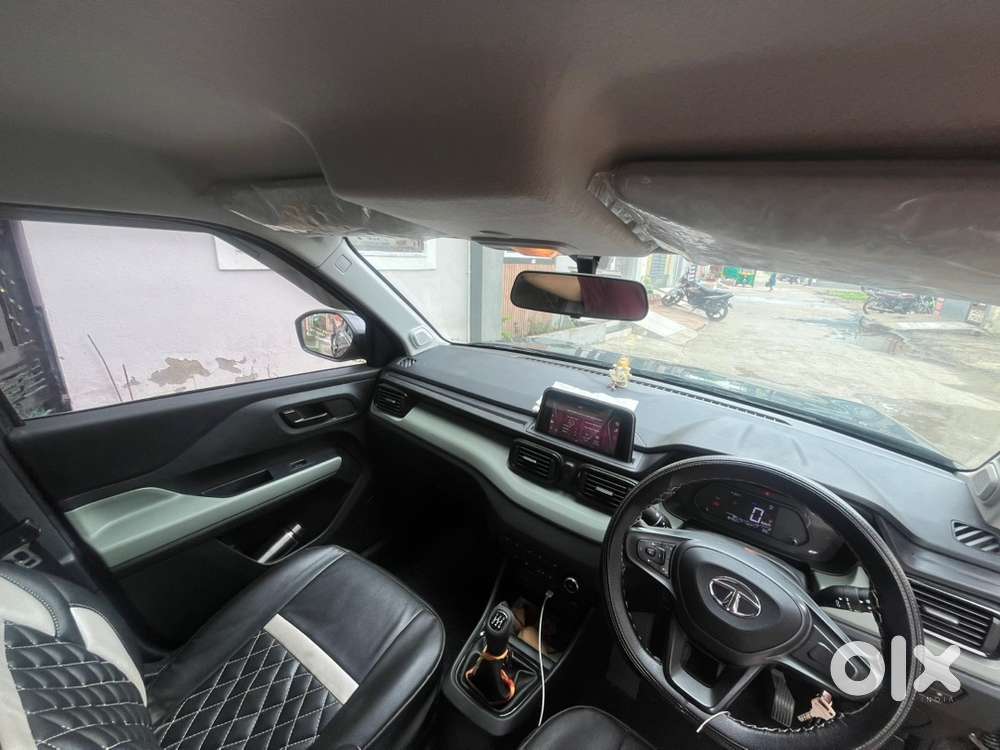 Tata Punch Petrol 2024