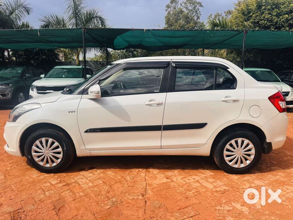 Maruti Suzuki Swift Dzire 1.2 Vxi, 2017, Petrol