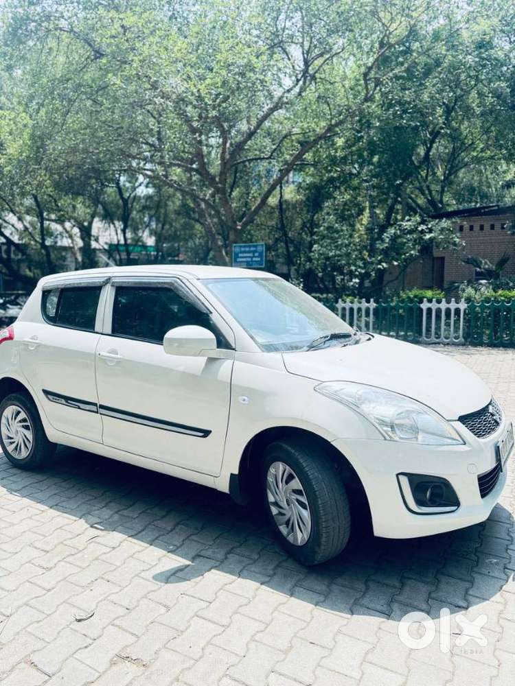 Maruti Suzuki Swift Lxi Optional-o, 2016, Cng & Hybrids
