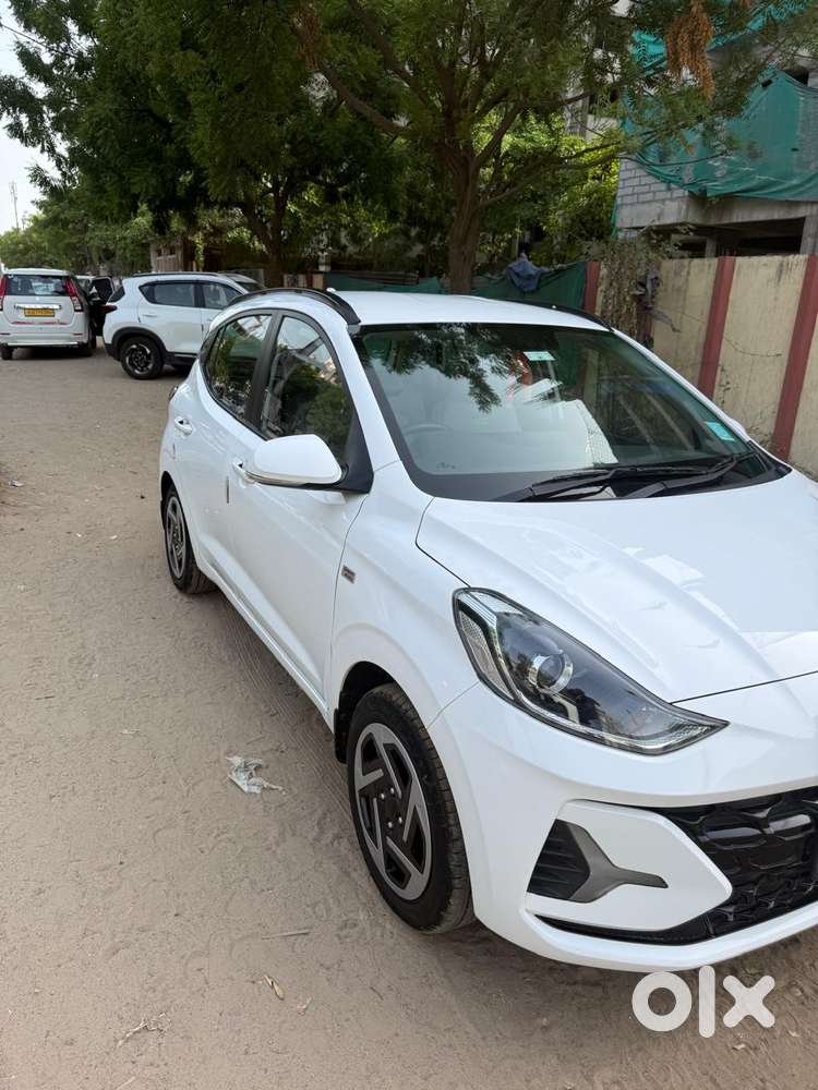 Hyundai Grand I10 Nios Sportz 1.2 At, 2024, Petrol