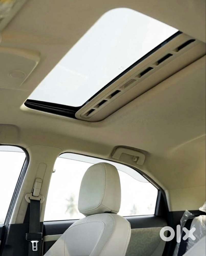 Tata Nexon Xza+ Petrol (automatic) With Sunroof &ndash; 2022 Model