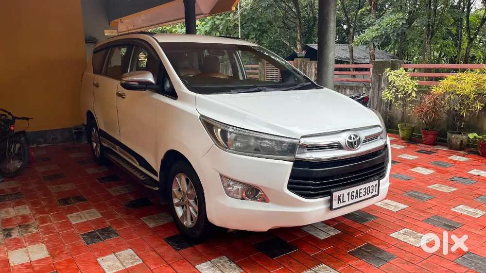 Toyota Innova Crysta 2017 Diesel Manual