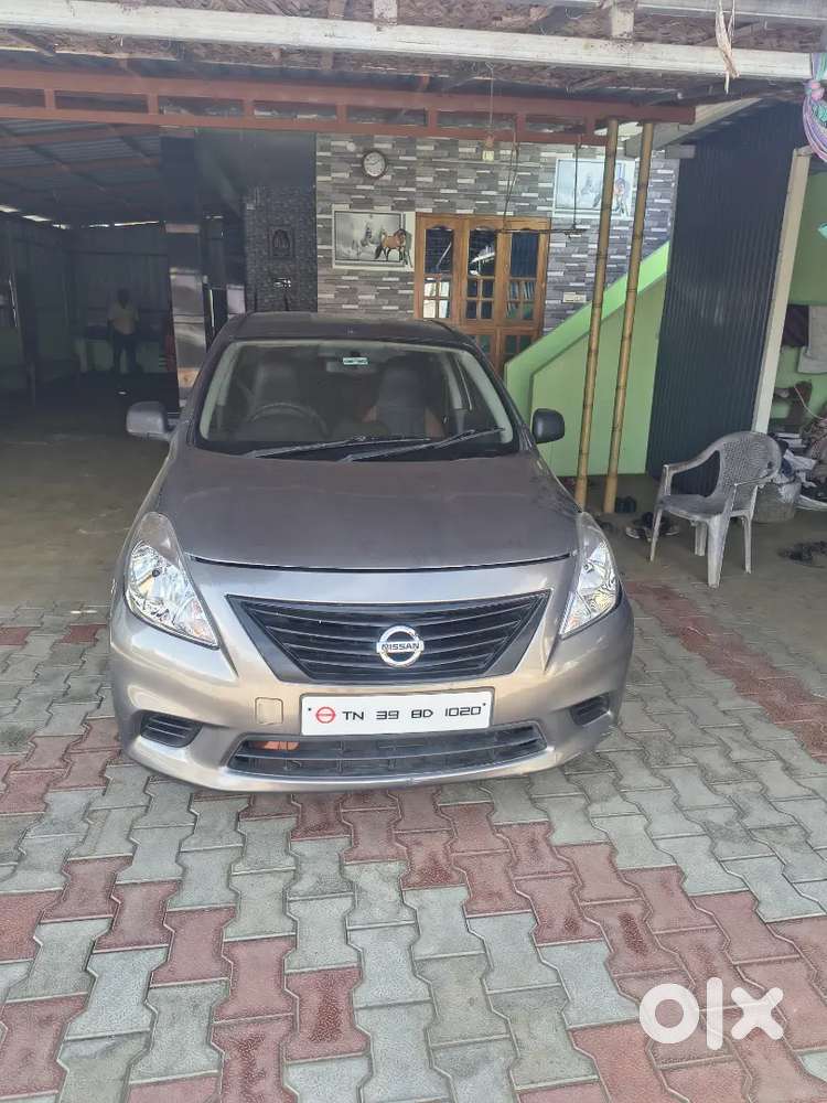 Nissan Sunny 2011 Petrol