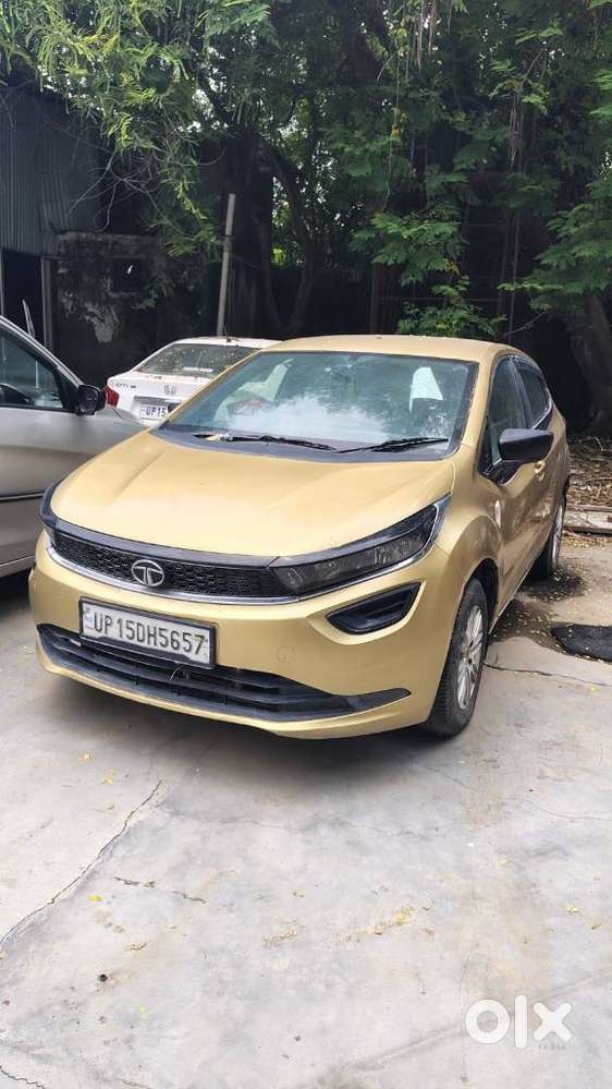 Tata Altroz 1.2 Xe, 2020, Petrol