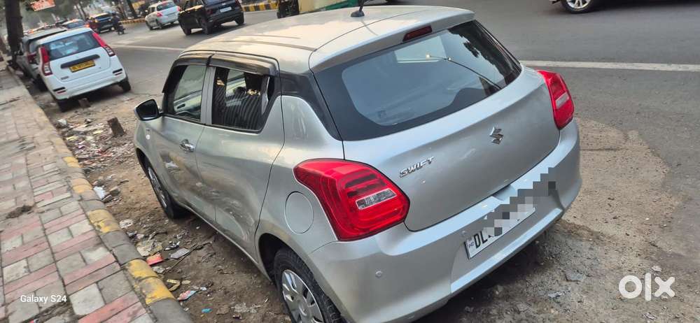 Maruti Suzuki Swift Lxi Optional-o, 2018, Petrol