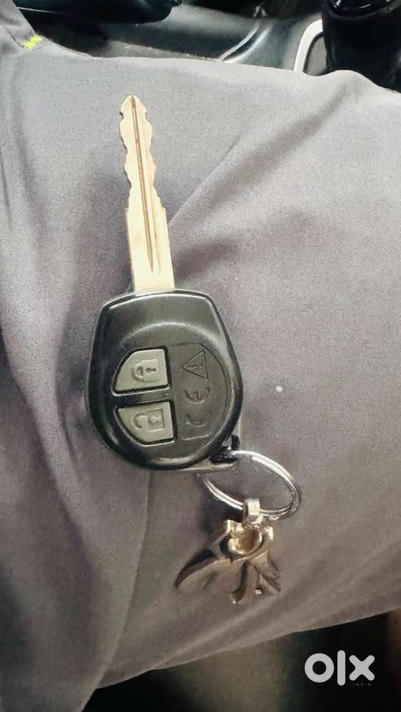 Maruti Swift Petrol 2023