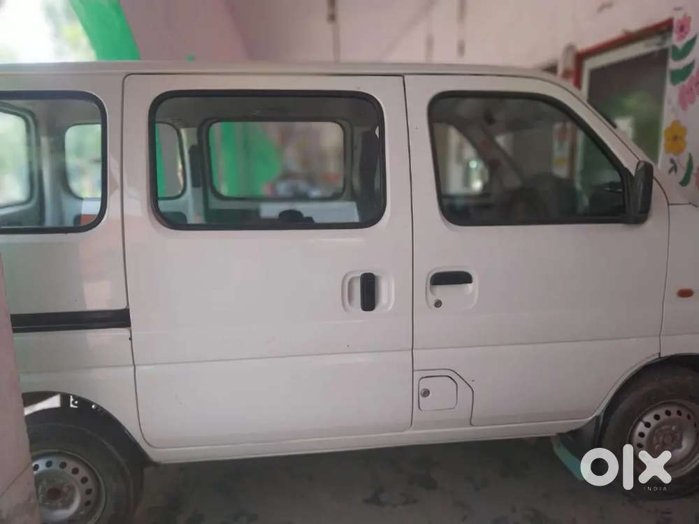 Maruti Suzuki Eeco 2023 Petrol Well Maintained