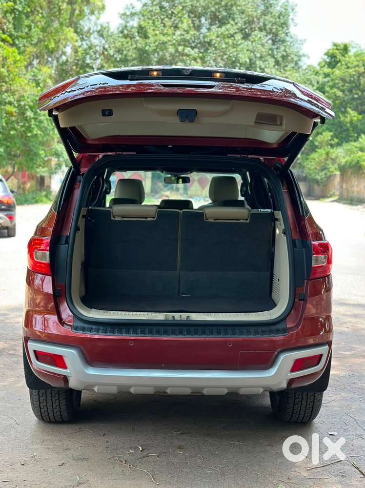 Ford Endeavour 3.2 At - Titanium