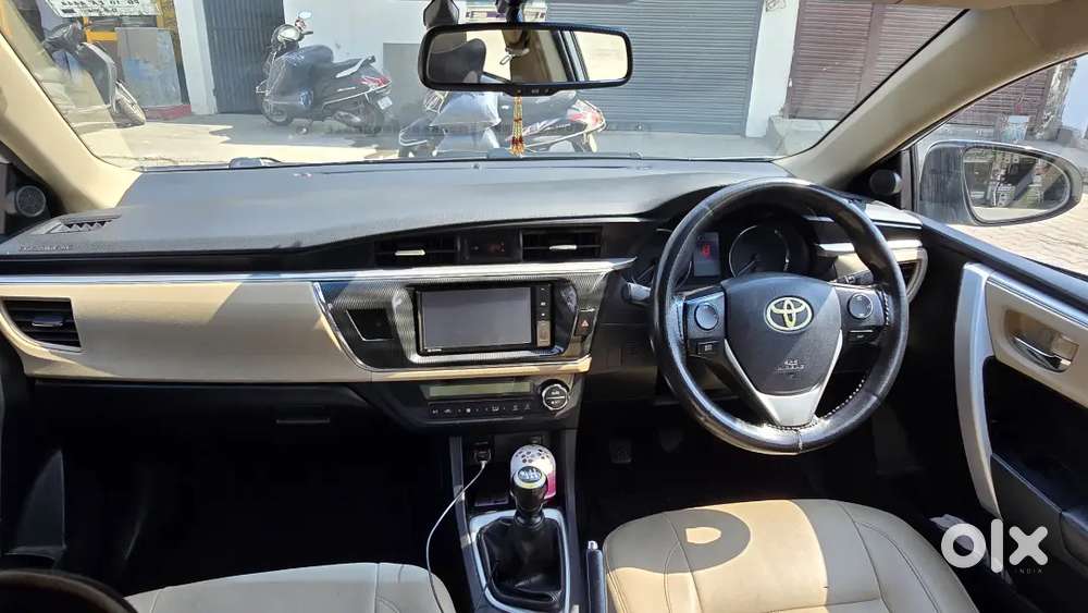 Toyota Corolla Altis 2014