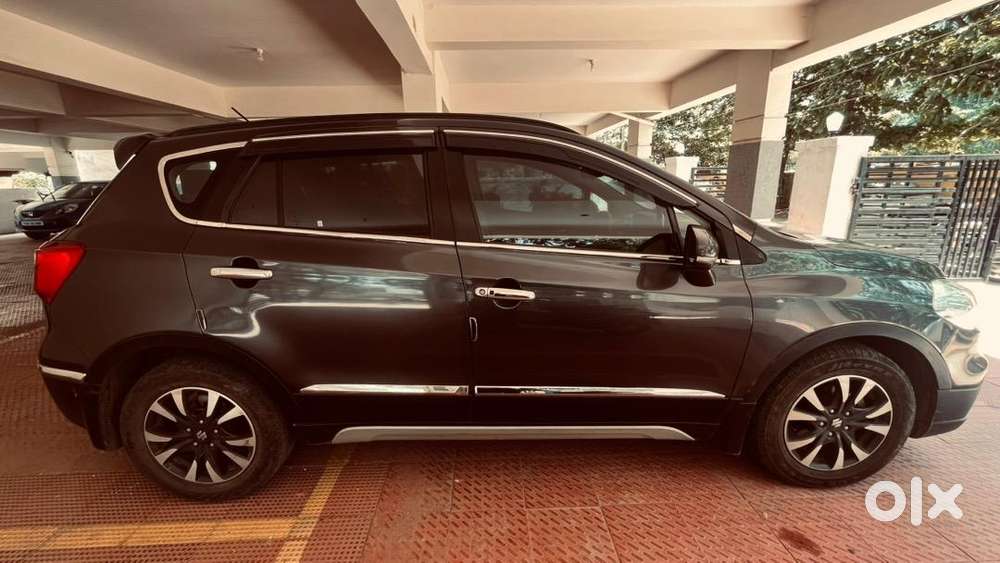 Maruti Suzuki S-cross 2022 Petrol Best Condition
