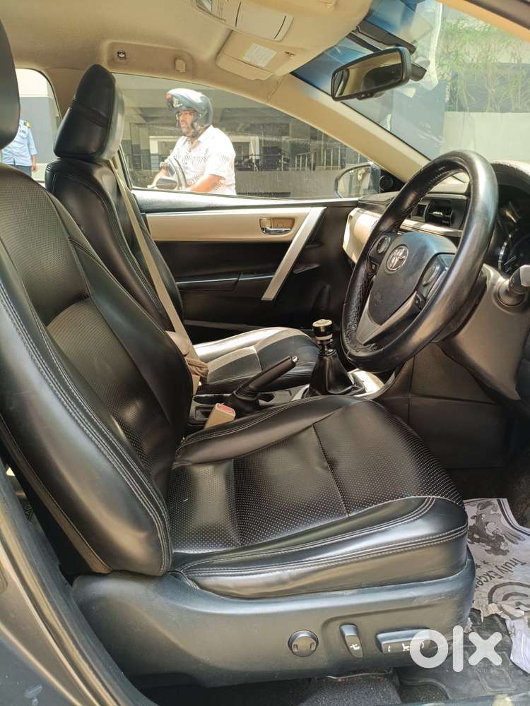 Toyota Corolla Altis, 2014, Petrol