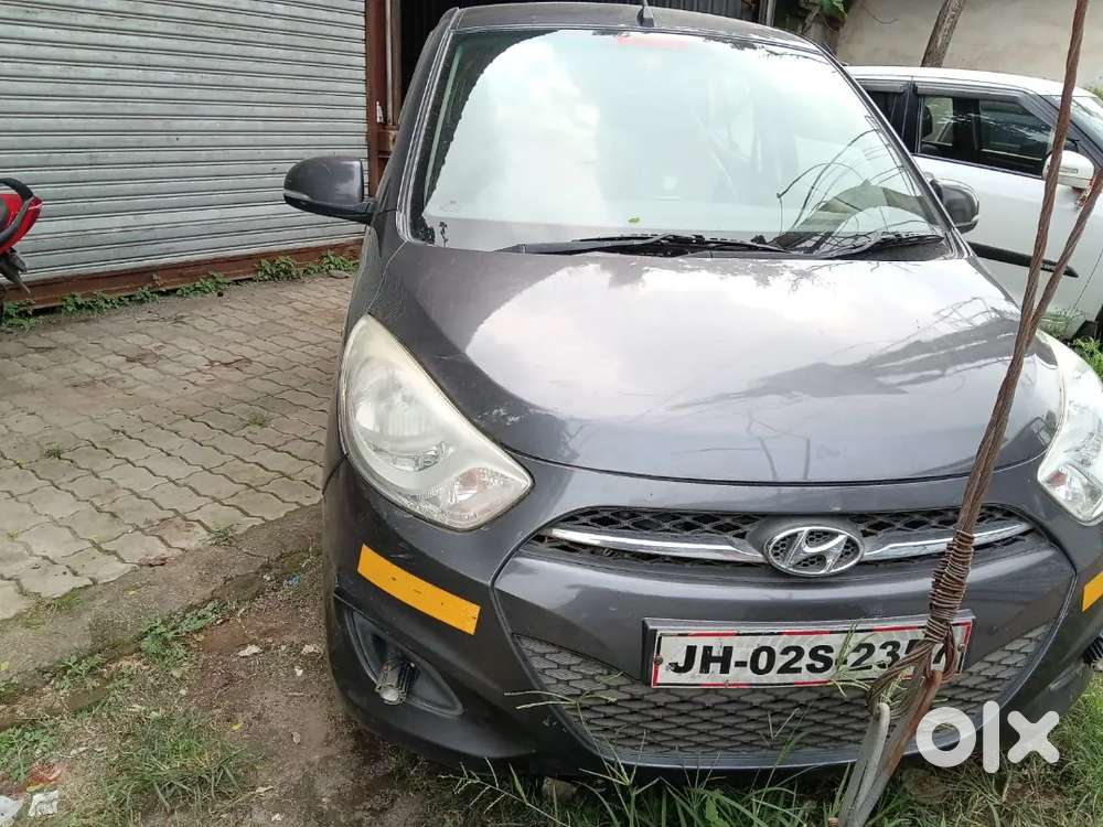 Hyundai I10 Sportz 2011 Petrol