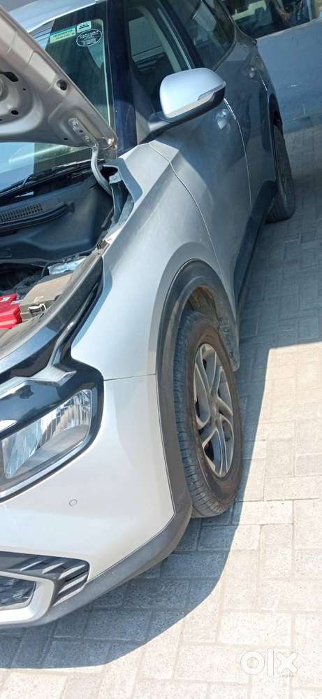 Kia Carens Prestige For Sale