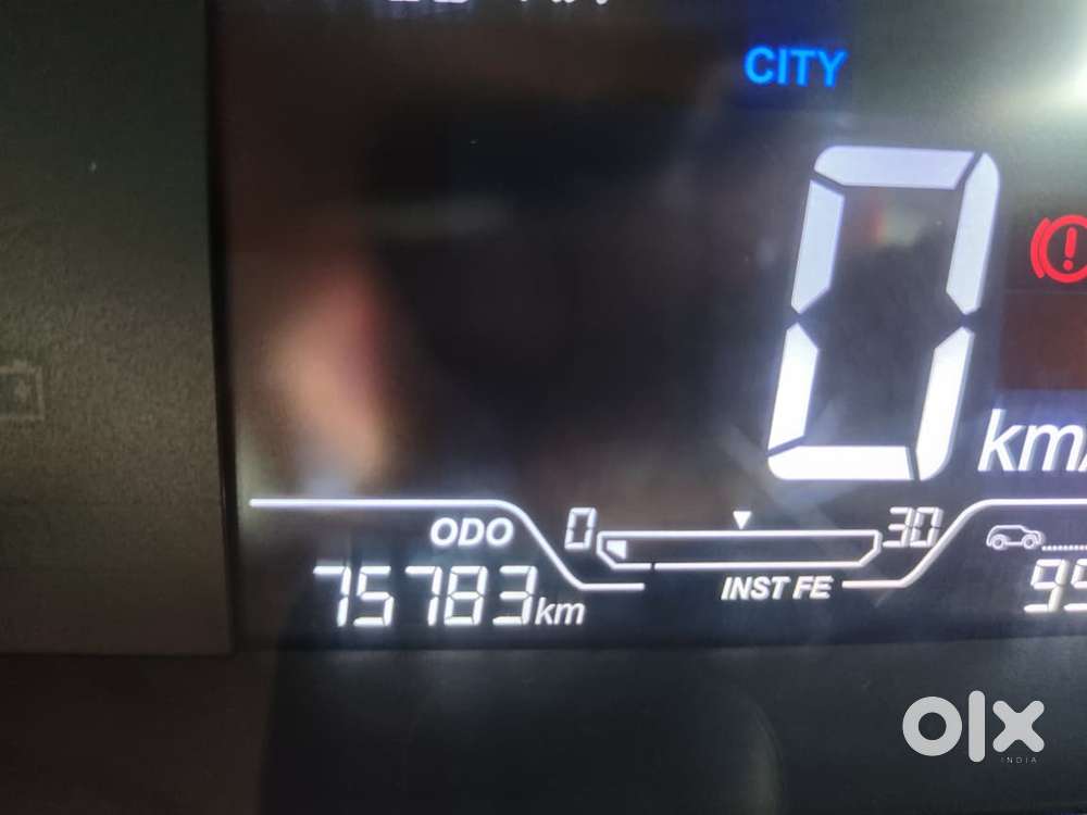 Tata Nexon, 2022, Petrol