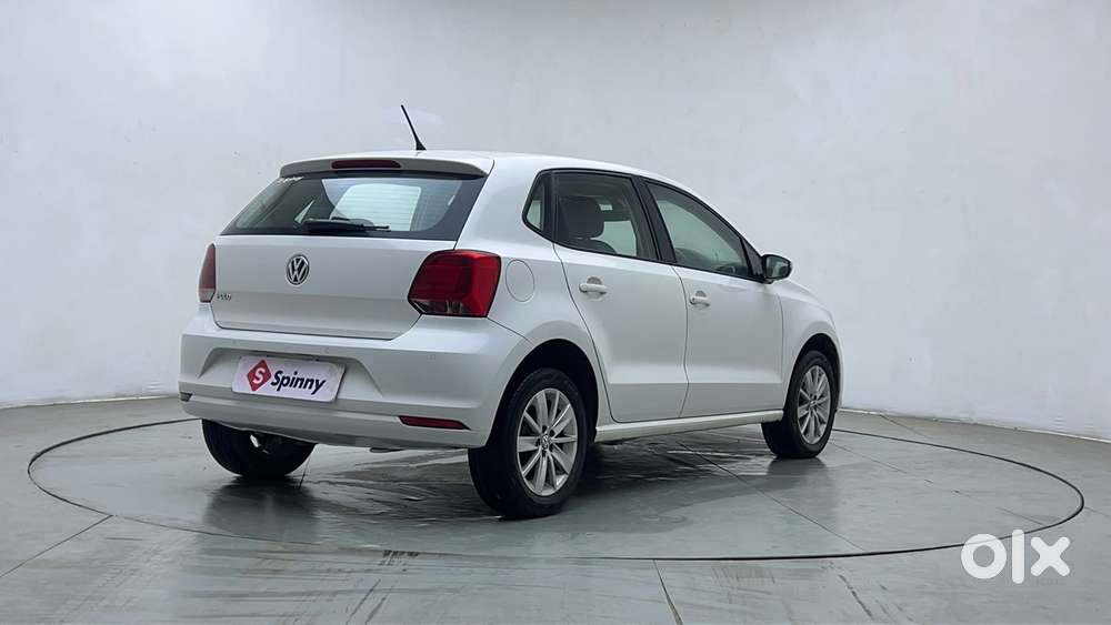 Volkswagen Polo Petrol Highline 1.2l, 2016, Petrol