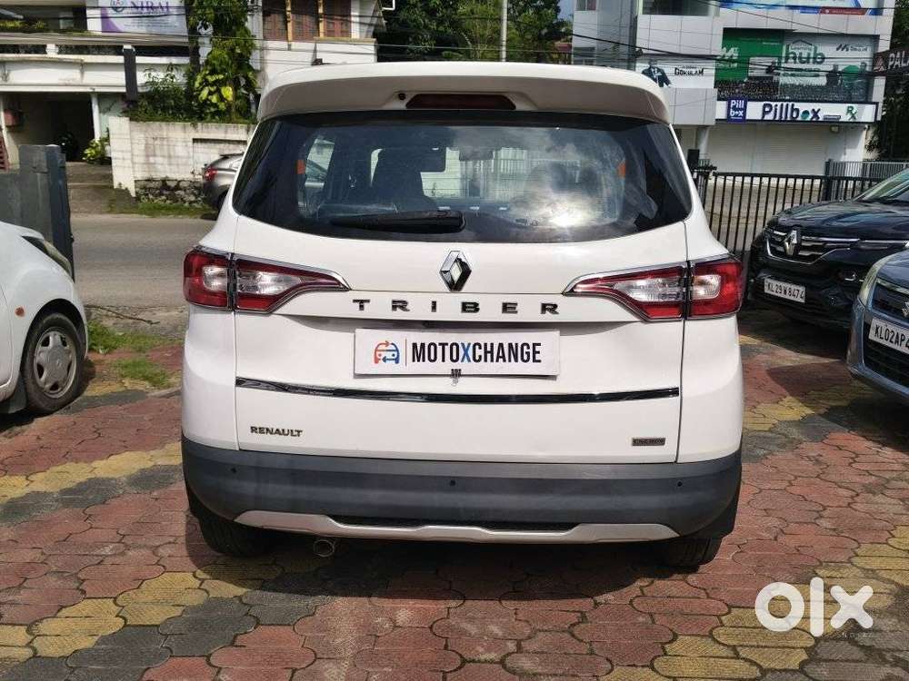 Renault Triber Rxz, 2019, Petrol