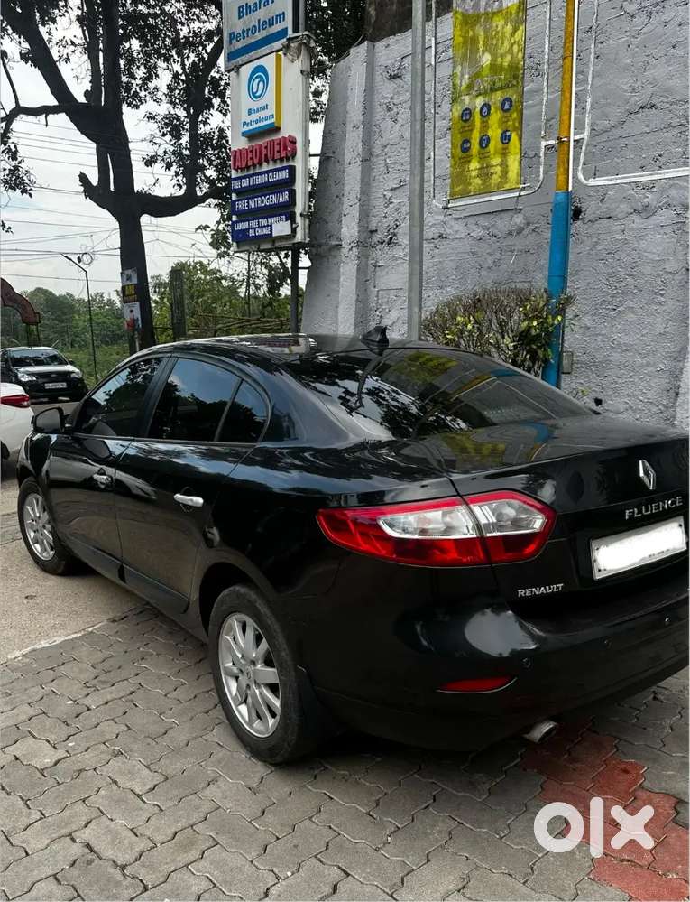 Renault Fluence 2015 Diesel Well Maintained
