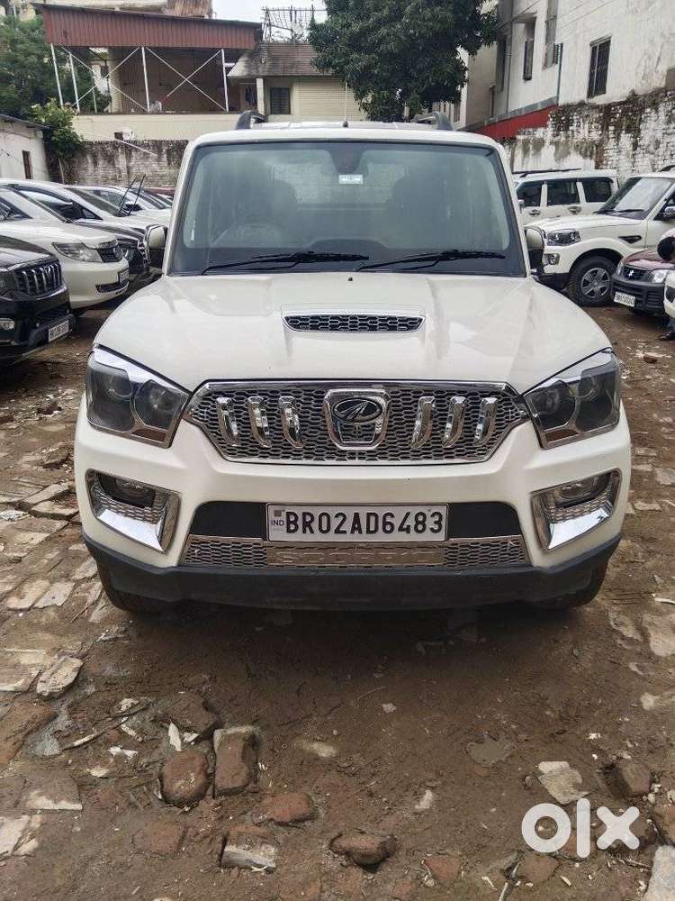 Mahindra Scorpio S10, 2016, Diesel