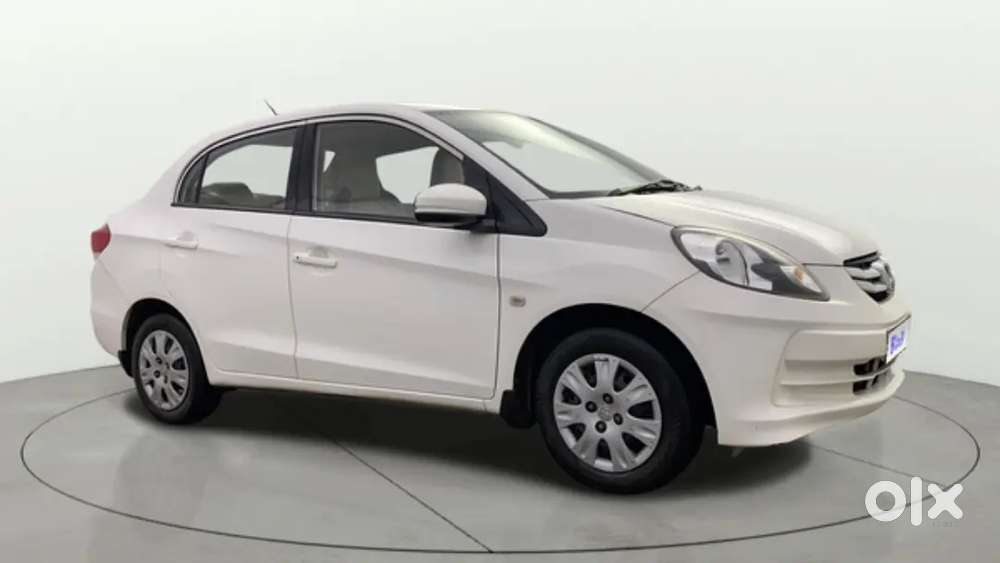 Honda Amaze 2015 Petrol Well Maintained By A Single Owner.