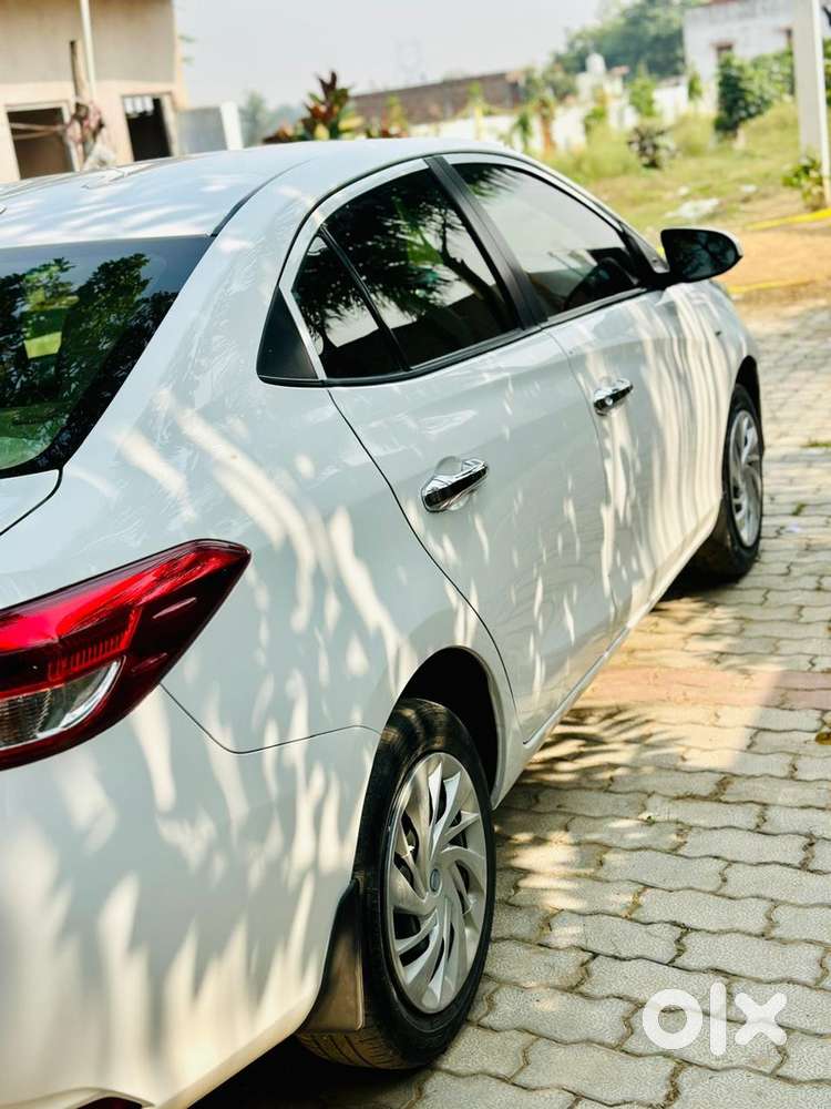 Toyota Yaris Hatchback 2021 Cng & Hybrids Well Maintained