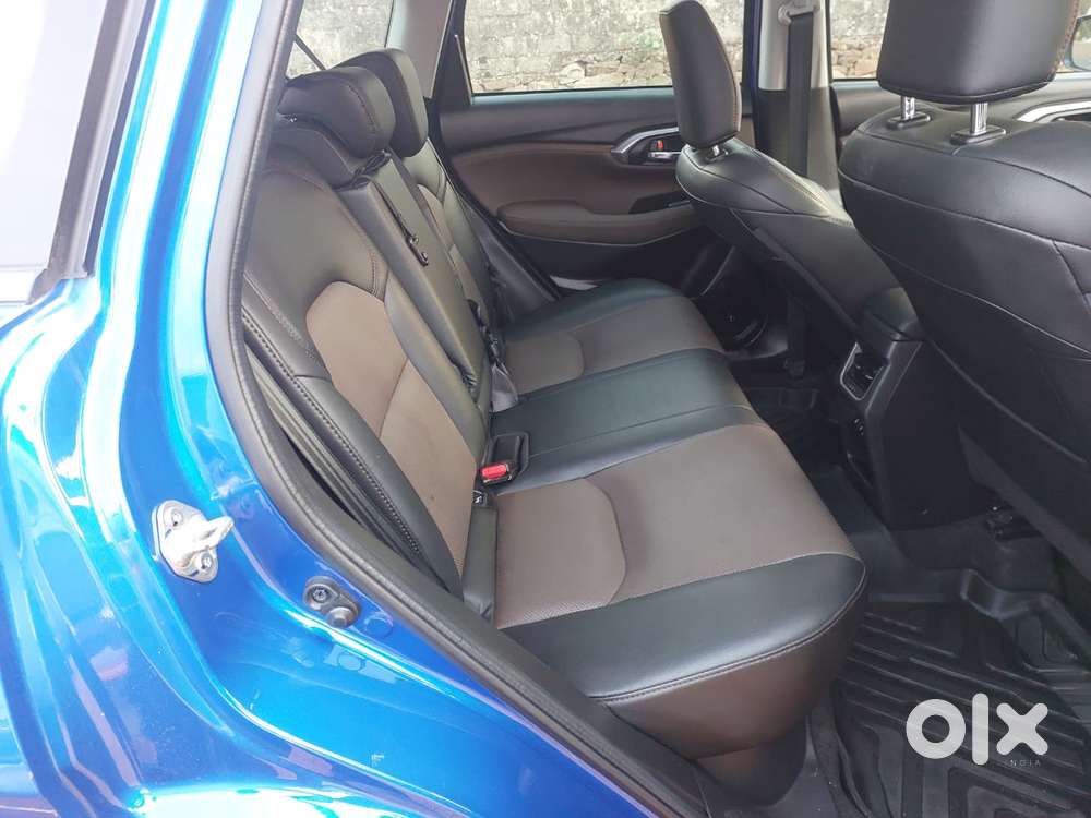 Toyota Urban Cruiser Hyryder 1.5 V Hybrid, 2024, Petrol