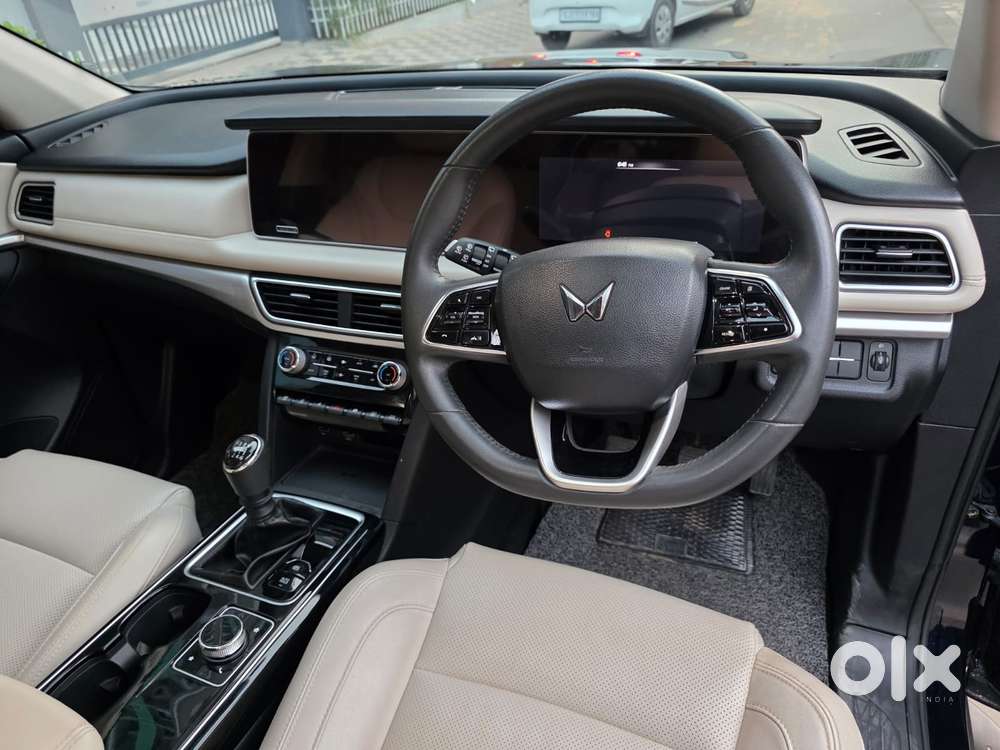 Mahindra Xuv700 2.2 Ax 7 Diesel Mt Str, 2022, Diesel