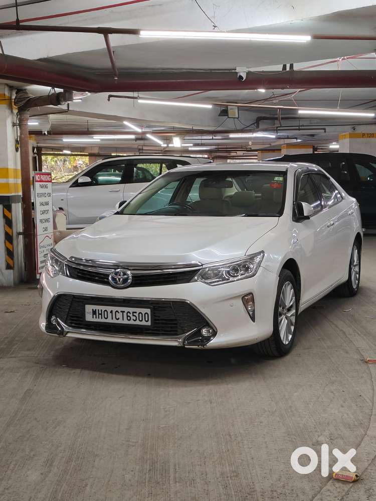 Toyota Camry Hybrid, 2017, Cng & Hybrids
