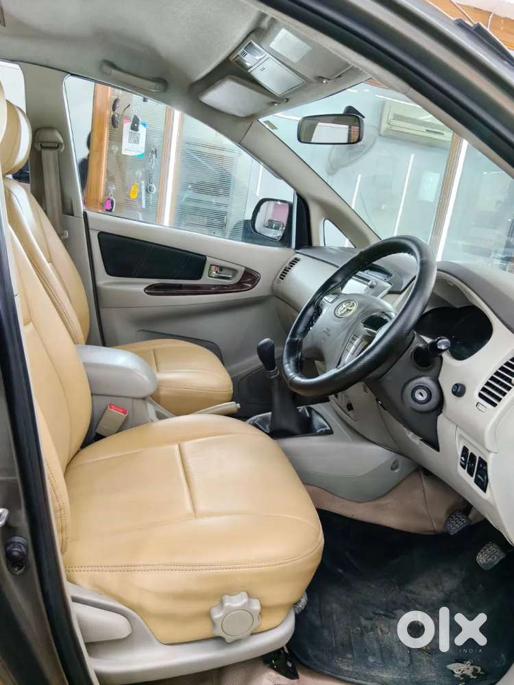 Toyota Innova 2.5 Ev Ps 7 Str Bsiv, 2012, Diesel