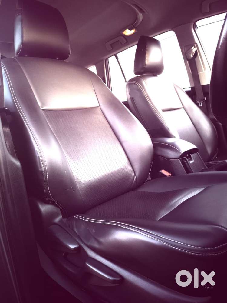 Toyota Innova Crysta 2.4 Vx Mt 8s, 2017, Diesel