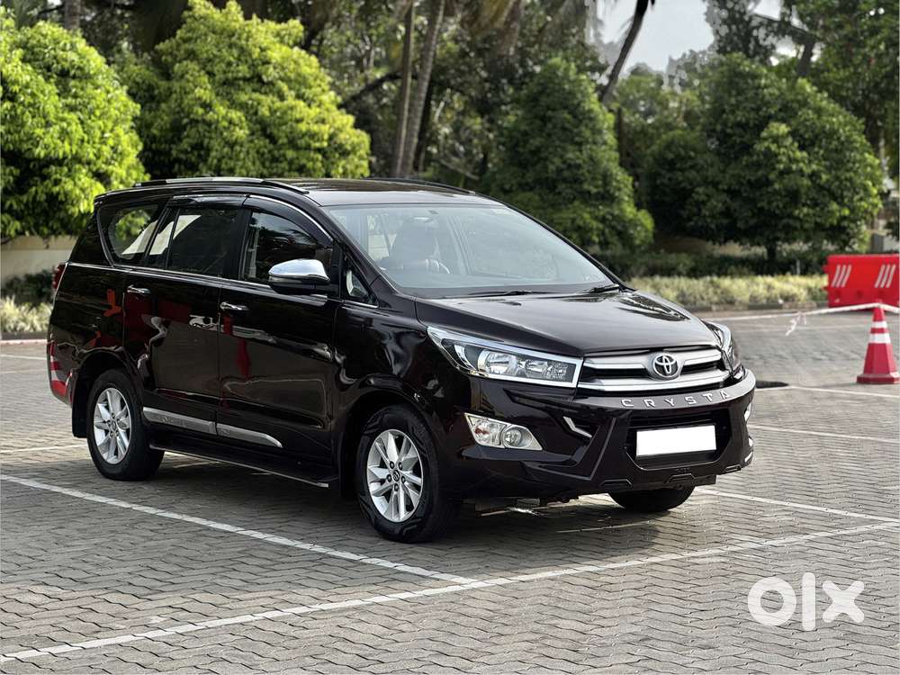 Toyota Innova Crysta 2.4 G Mt 8s, 2019, Diesel