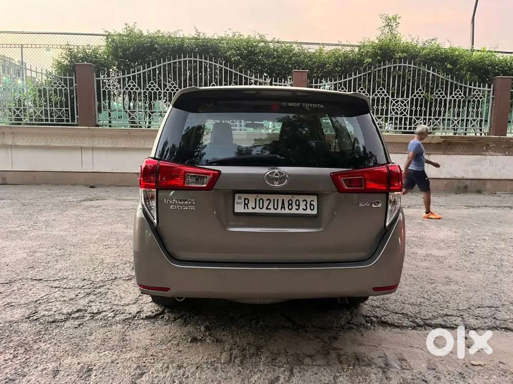 Toyota Innova Crysta 2019