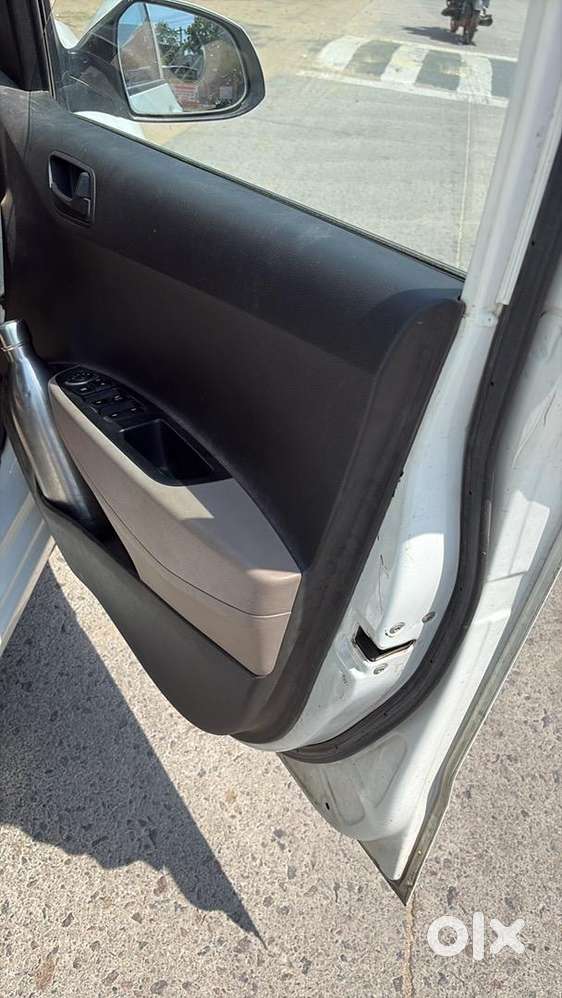 Hyundai I10 Lpg 60000 Km Driven