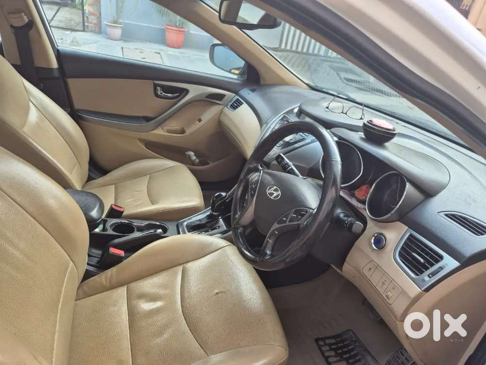 Hyundai New Elantra Diesel At 2015