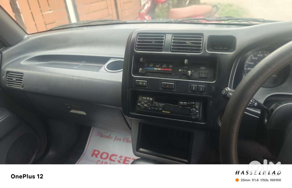 Toyota Urban Cruiser Cruiser High, 2002, Petrol