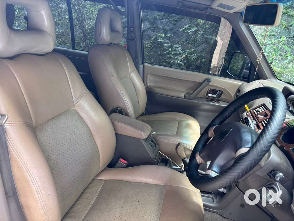Mitsubishi Pajero 2011 Year