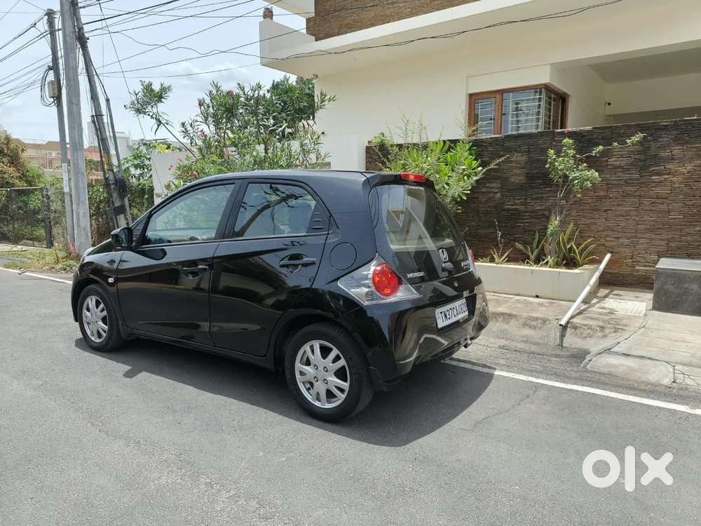 Honda Brio V Mt, 2012, Petrol