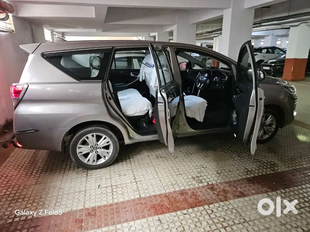 Toyota Innova Crysta 2016 Diesel Manual