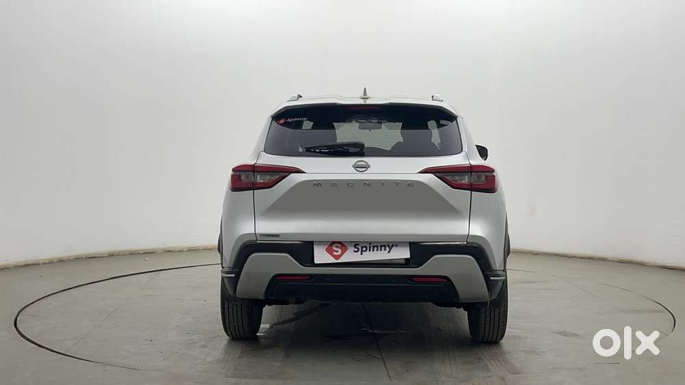 Nissan Magnite Xv Turbo, 2022, Petrol