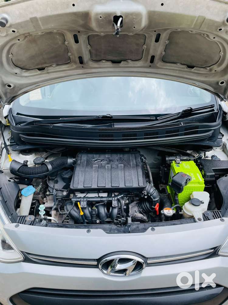 Hyundai Grand I10 At Sportz, 2013, Petrol