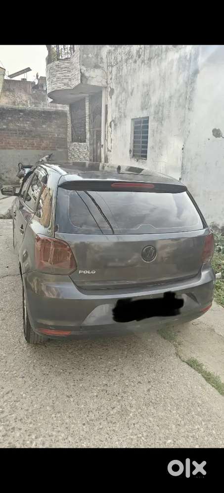 Vw Polo 1.2 Tsi Is In Steel Grey Color