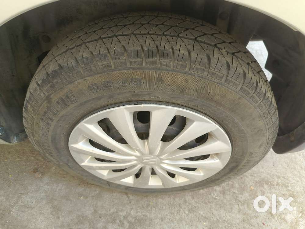 Maruti Suzuki Swift Dzire 2015-2017 1.2 Vxi, 2017, Petrol