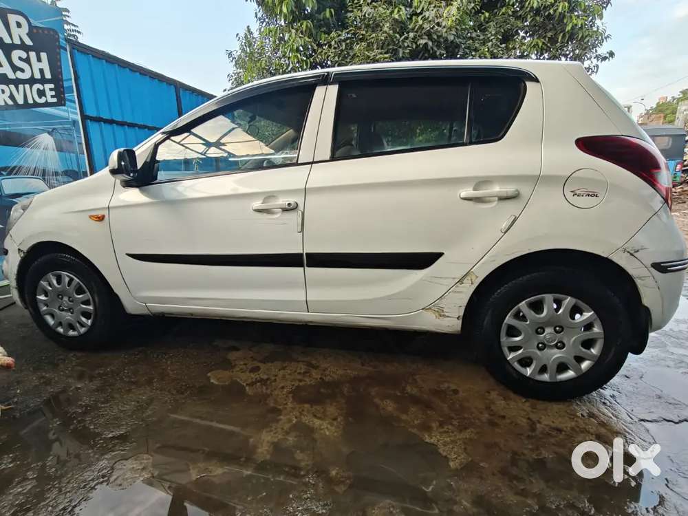 Hyundai I20 Magna 2011 Car
