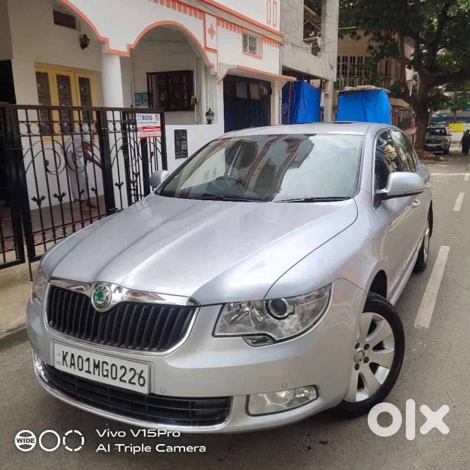 Skoda Superb, 2010, Petrol