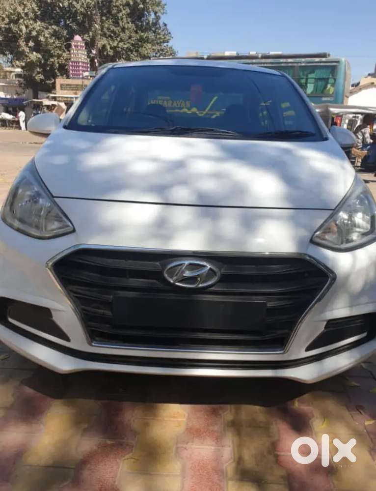 Hyundai Xcent 2017 Diesel Good Condition All New Tyres Average 27kmpl