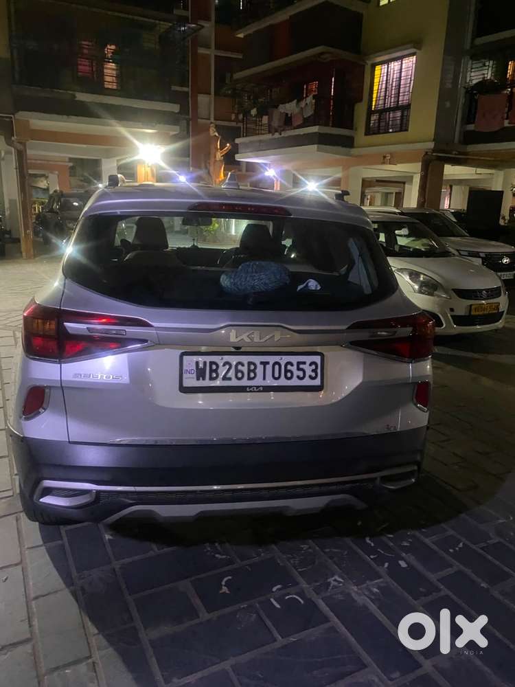 Kia Seltos Silver Colour