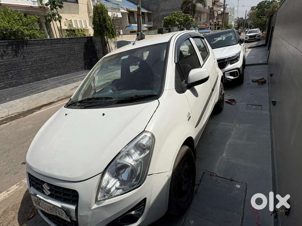 Maintained And New Seat Cover And A Android Screen